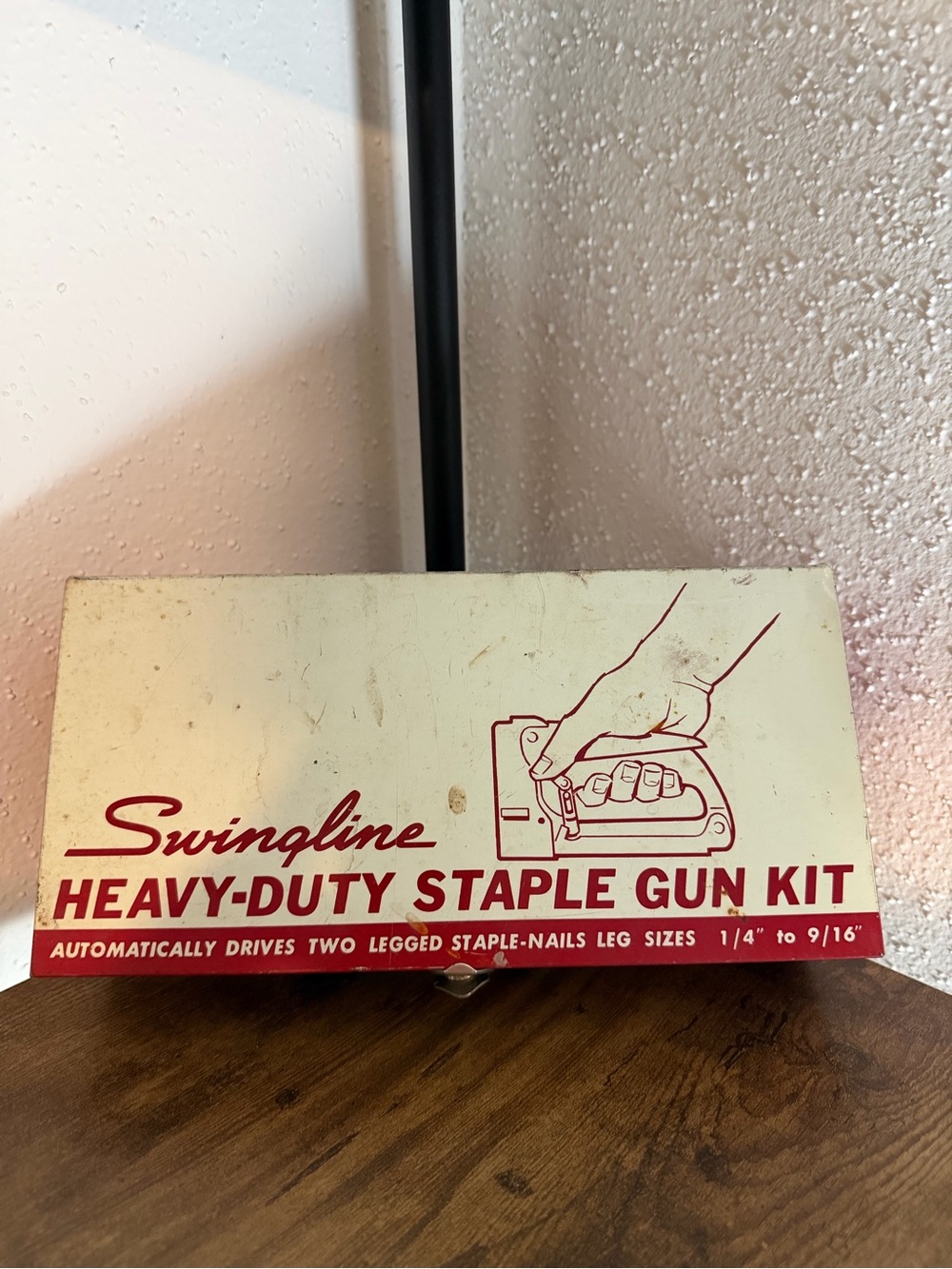 SWINGLINE Model 800 Heavy Duty Red Staple Gun Kit w Case Staple Boxes 1950s